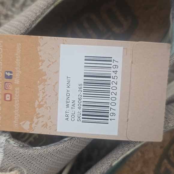 Hey Dude Wendy knit  color is tan  size 10 ladies - Picture 4 of 4